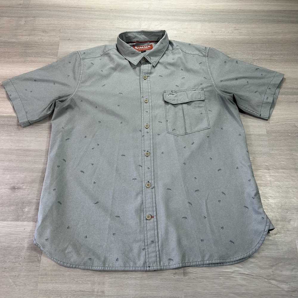 Simms Shirt Mens Large Gray Fly Print Short Sleeve Button Up Fishing Outdoor